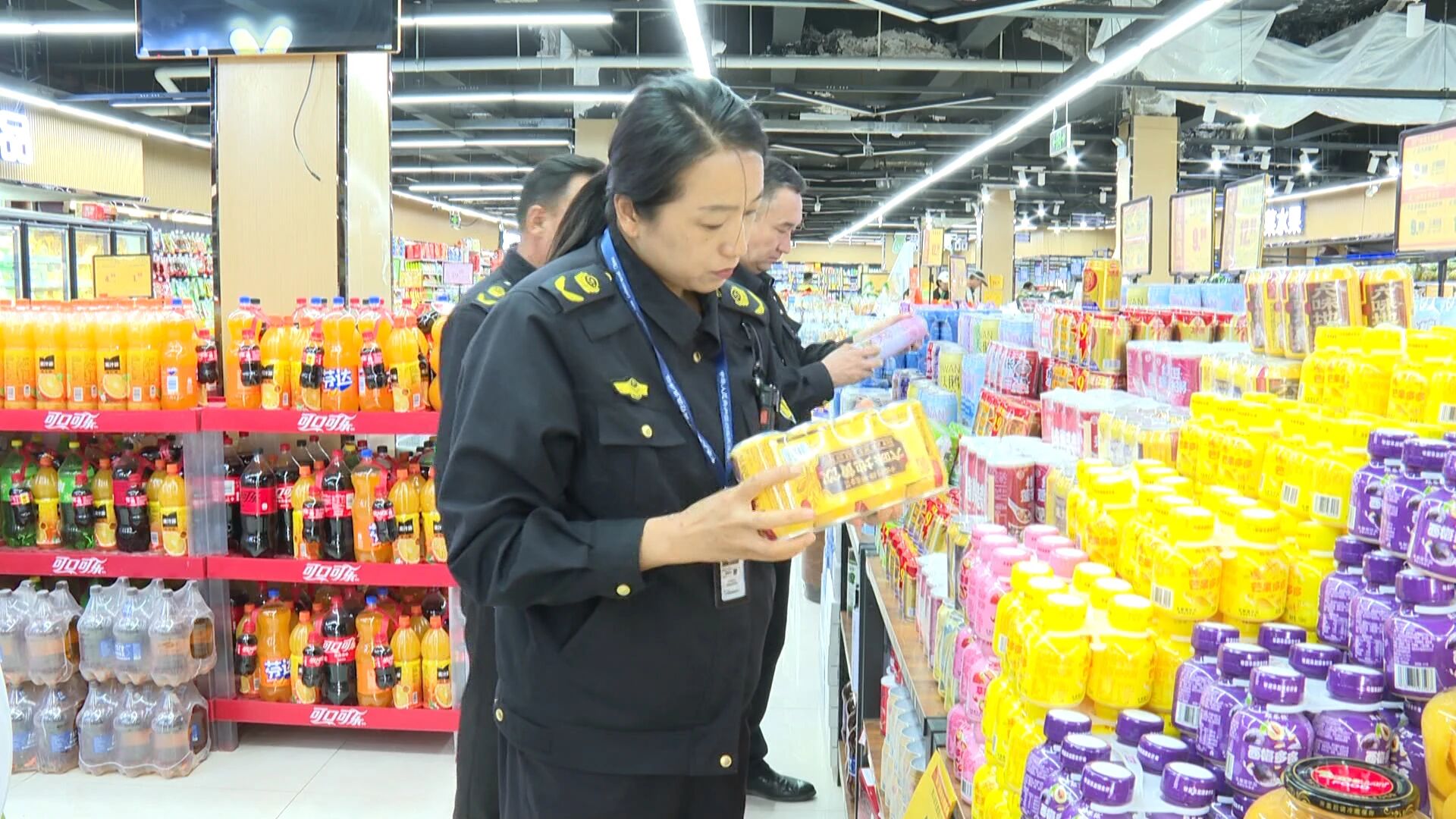 吉木萨尔县开展节前食品安全检查
